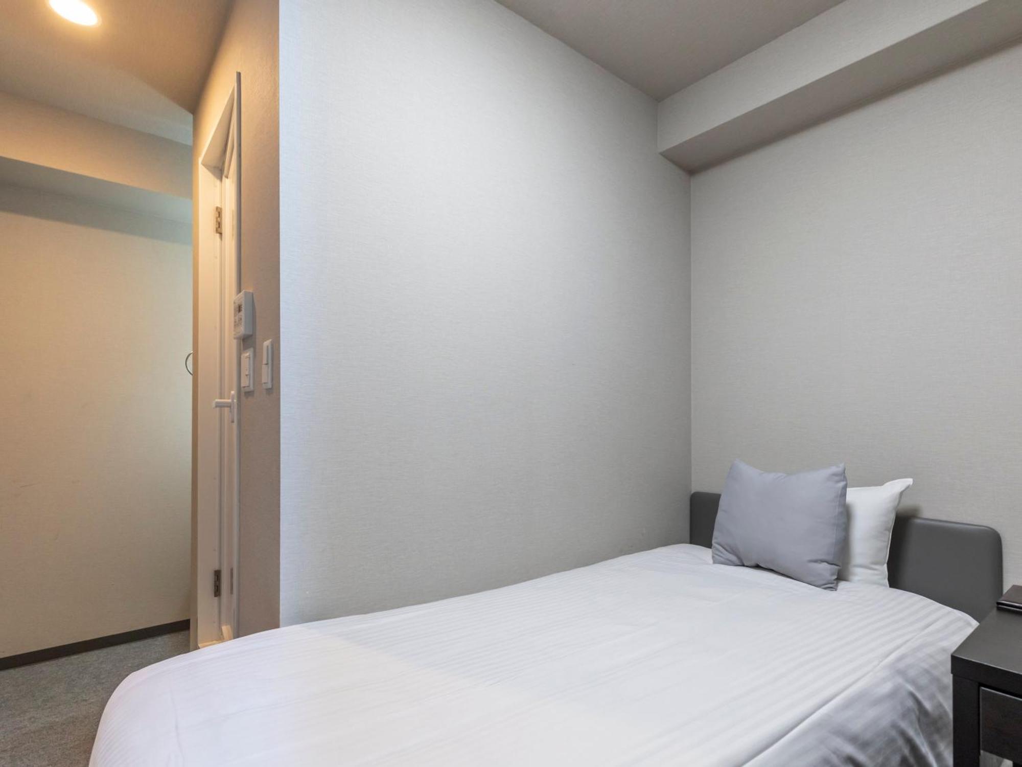Tabist Unihotel Midosuji Hommachi Osaka Dış mekan fotoğraf